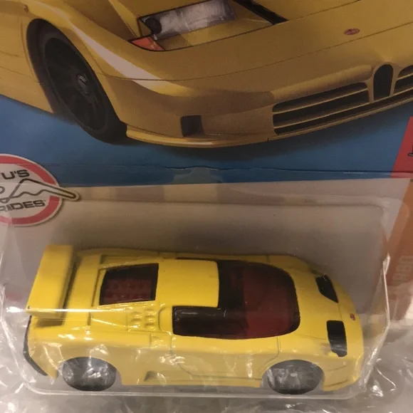 Hot wheels 1994 Bugatti EB 110 SS Yellow in high demand and highly collectible - Picture 3 of 6